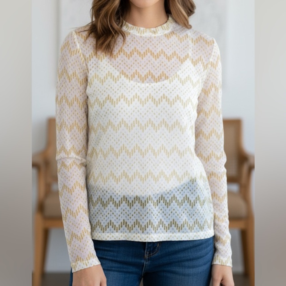 VINTAGE White Chevron Knit Long Sleeve Top